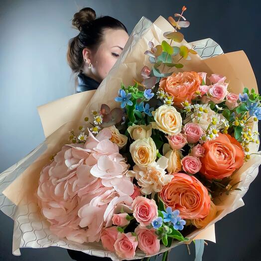 Amber with hydrangea, peony roses and tweedia
