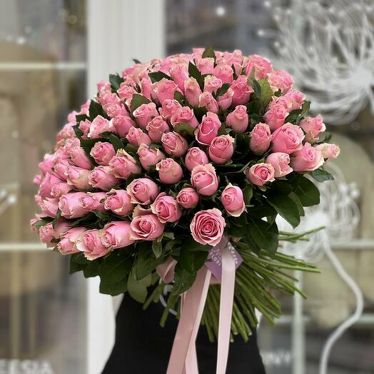 Букет из 101 розовой розы