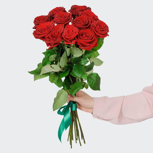 Букет 11 красных роз Ред Наоми (70 см)