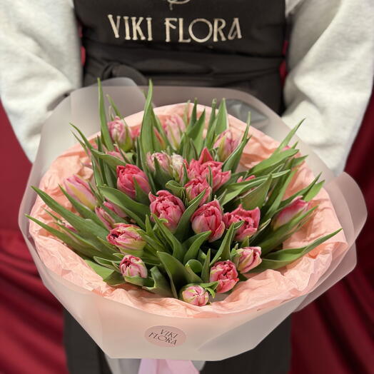 🌷 Bouquet of 25 tulips