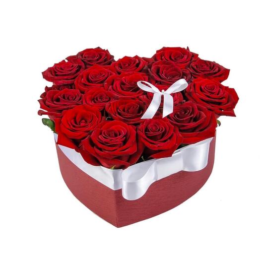 Box-Heart Of Roses With Ribbon