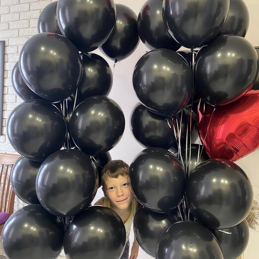 40 черных шаров, 3 сердца