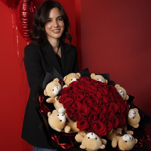 Red roses with teddy