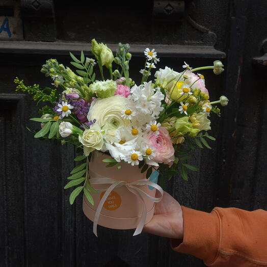 Spring Box of seasonal flowers