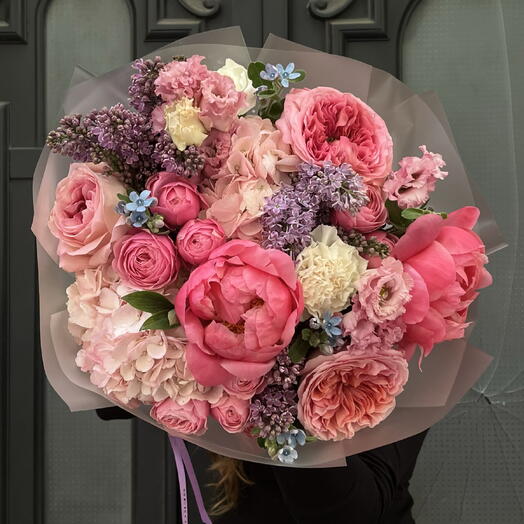 Paeonia, Hydrangea, Roses Medium