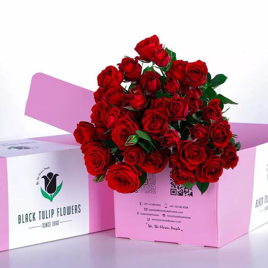 Red Spray Roses In Pink Box