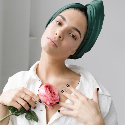 Hair-drying turban with mulberry silk and microfiber - Marina del Rey - A gift she never received before