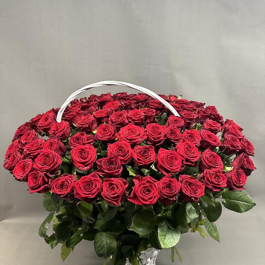 101 roses in a basket