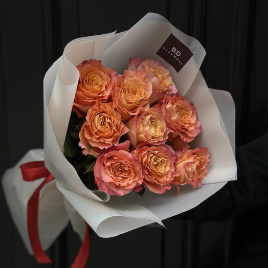 9 orange roses