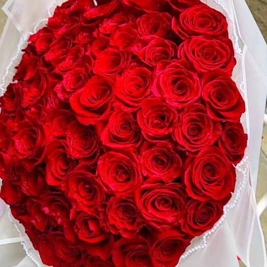 Букет из 75 красных роз