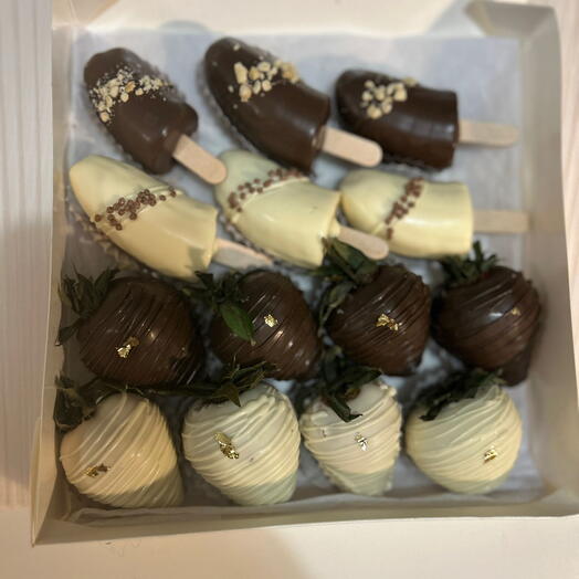 Fresas y plátano en chocolate MIX