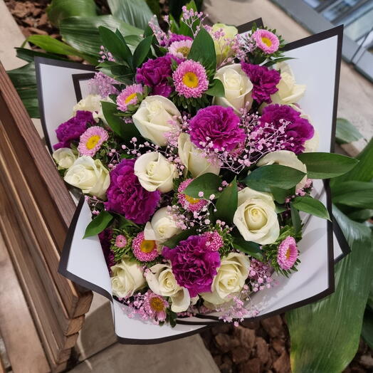 White and pink bouquet