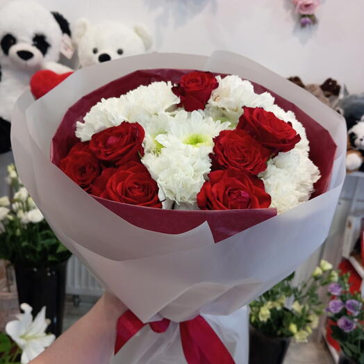 Bouquet de rose et de chrysanthème