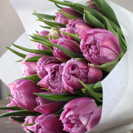 Purple tulip bouquet