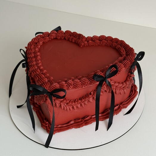 Coração de bolo com laços 1,8 kg
