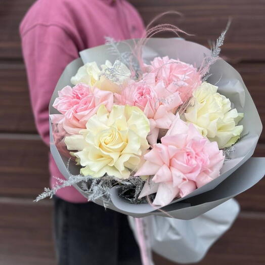 7 Французких роз в оформлении