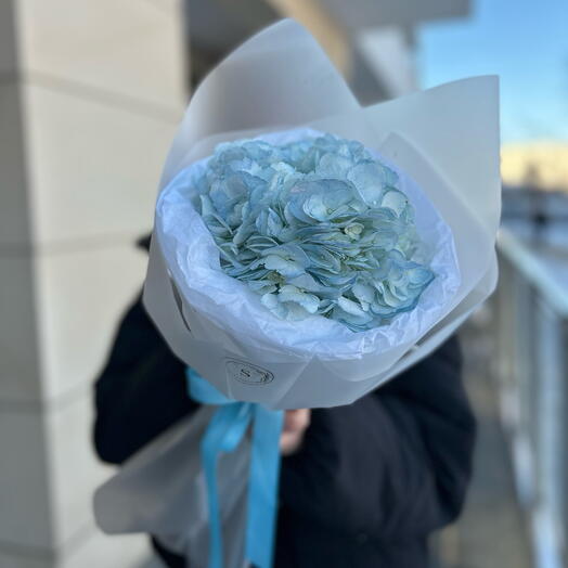 Blue hydrangea bouquet