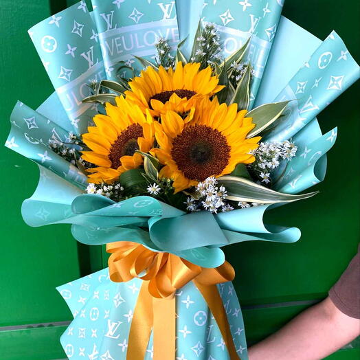 Happy Sunflower Bouquet