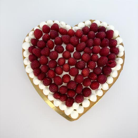 HEART SHAPED BISCUIT CAKE