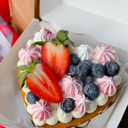 Honey Heart Bento Cake