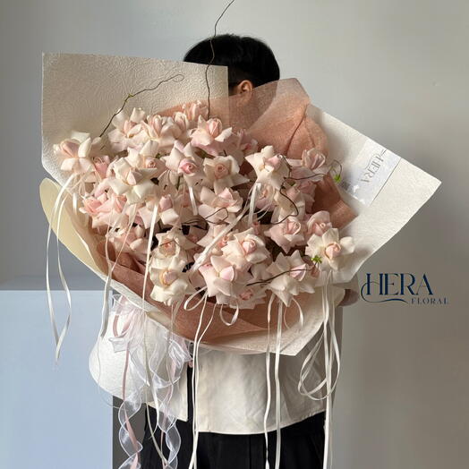 Heavenly Blush Roses