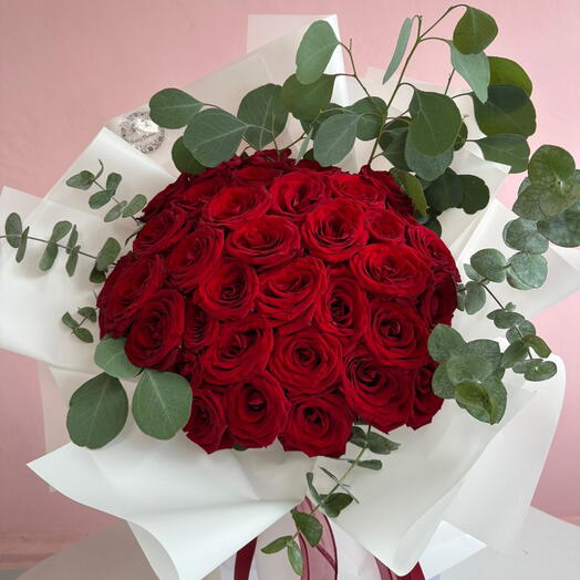 Red Rose mono bouquet white