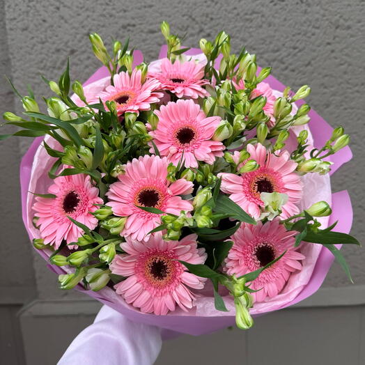 Blumenstrauß Gemütliche Kaminblüten