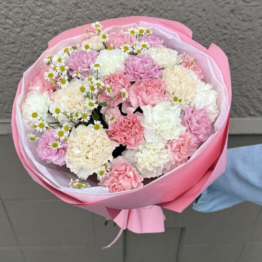 Bouquet of colorful dianthus flowers