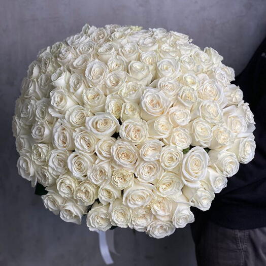 Bouquet Miss White of 101 white roses! Win Her heart at first sight :)