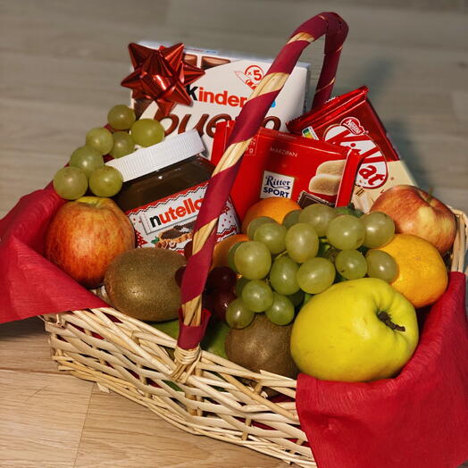 ♥️ Big Red Gift with Fruits