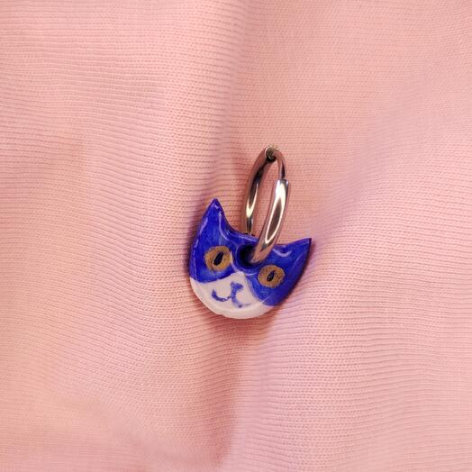 Mono earring "Cat"