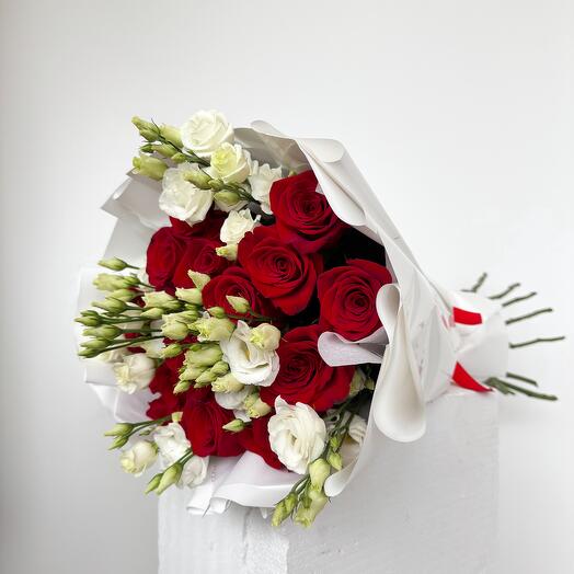 Red roses with white eustoma