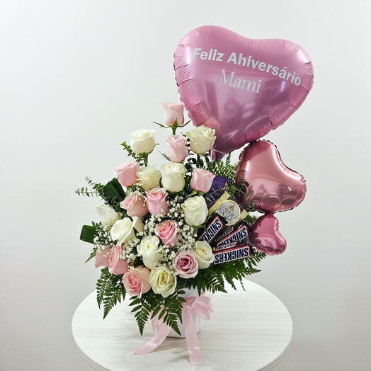 Caixa de Rosas e Doces Mami