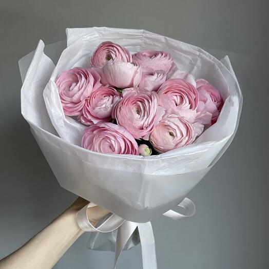 🌸 Bouquet of 13 ranunculus