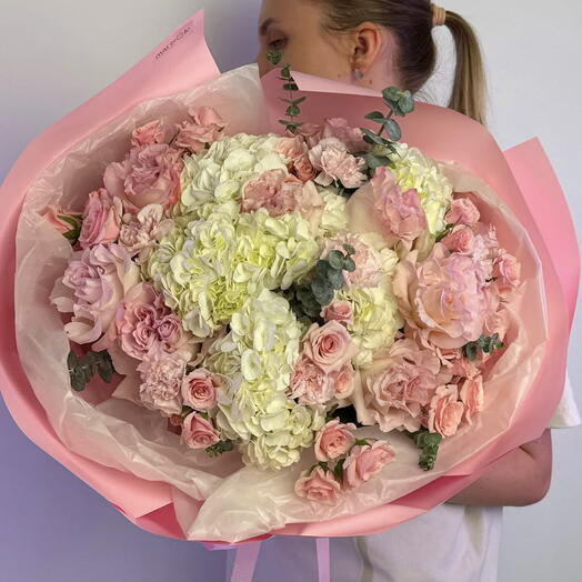 Candy Rose - Hydrangeas, Garden Roses, Spray Roses, Carnations, Eucalyptus