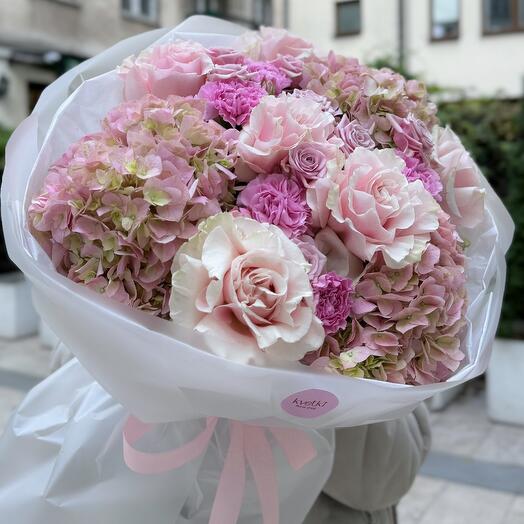 Bouquet with French rose