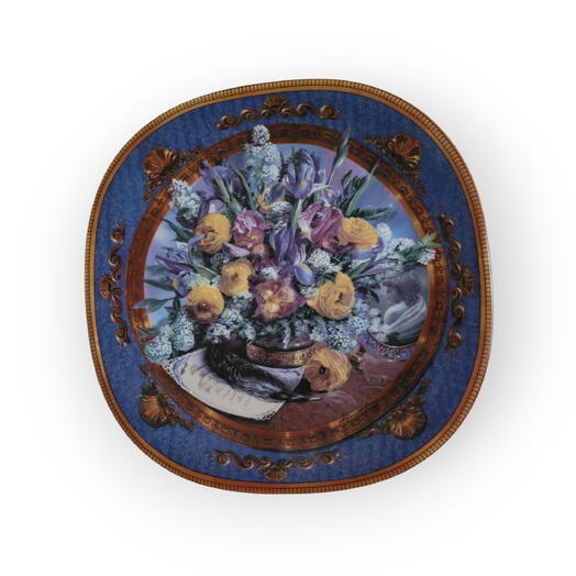 Vintage decorative plate