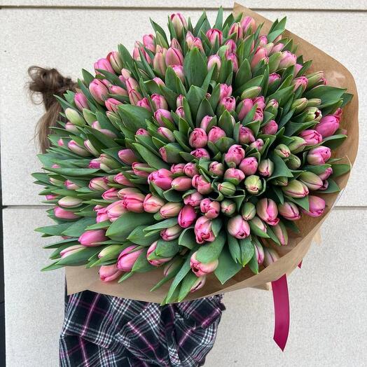 101 Tulips Bouquet