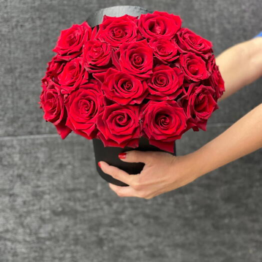 25 Red Roses in a box
