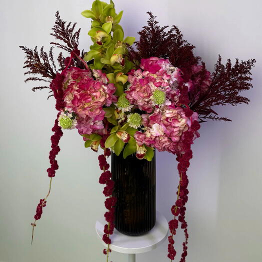 Ліс у вині (велика інтер'єрна композиція) - цимбідіум (орхідея), гортензії, скабіоза, амарант, соледаго