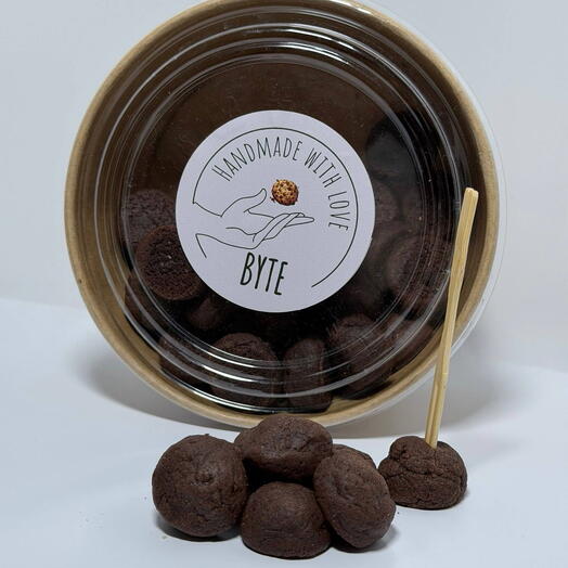 Mini chocolate cookies with your choice of sauce - large box