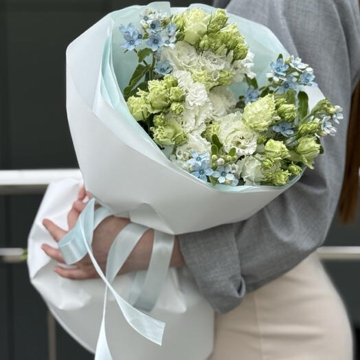 Delikatność Eustoma z oxypetalum