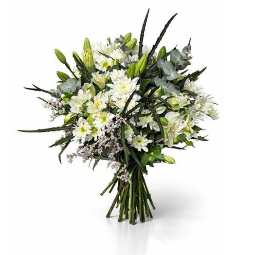 Elegant white bouquet
