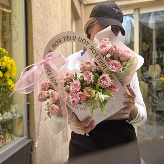 Caja con rosas ecuador