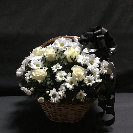 Корзина с цветами