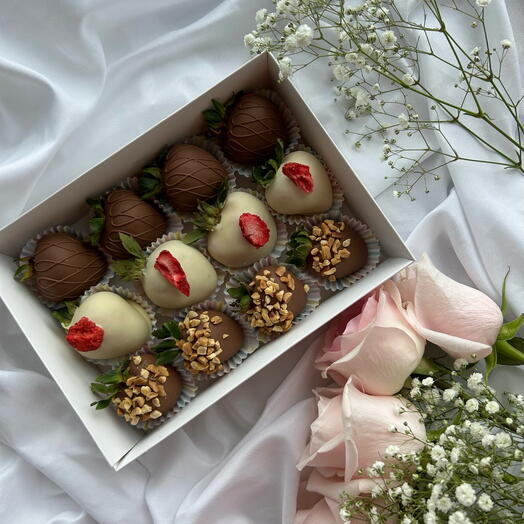Gourmet Chocolate dipped strawberries