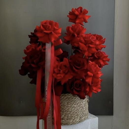 Flaming Beauty basket