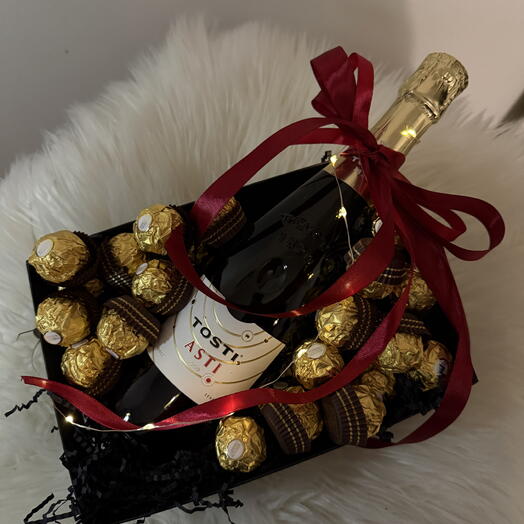 Happiness Basket 🫦