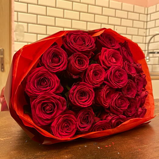 31 red roses with cute packaging