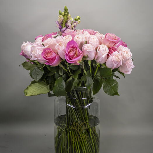 Florero de 100 rosas